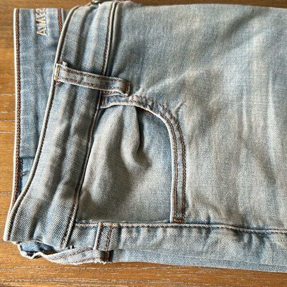 American Eagle Light Wash Distressed Denim - Picture 7 of 7